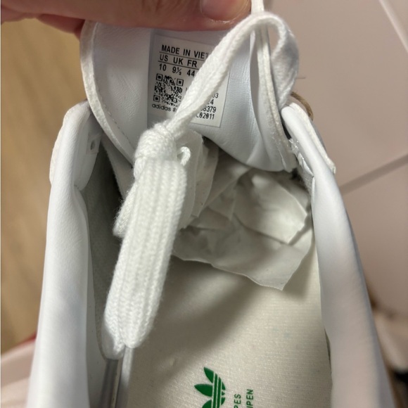 adidas Samba White and Green Sneakers - Picture 3 of 6